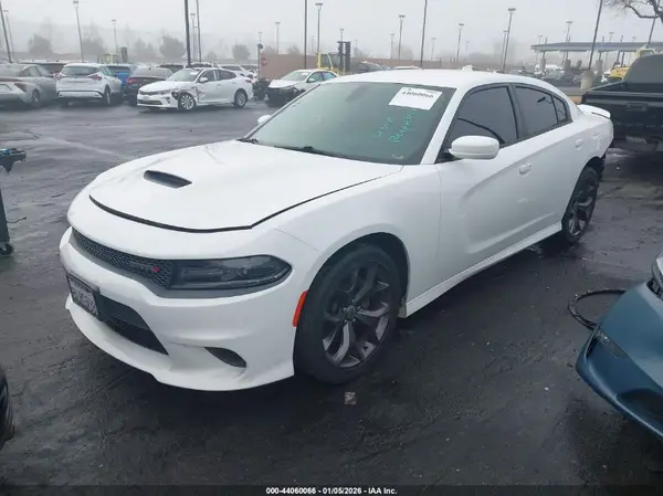 2C3CDXHG6KH671137 2019 DODGE CHARGER - Image 2