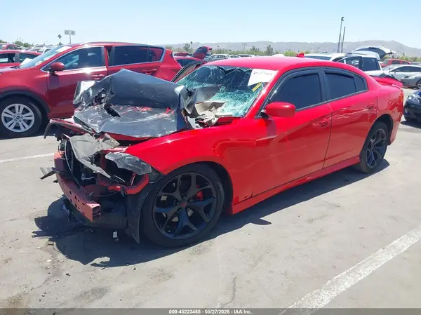2C3CDXHG6KH678198 2019 DODGE CHARGER - Image 2