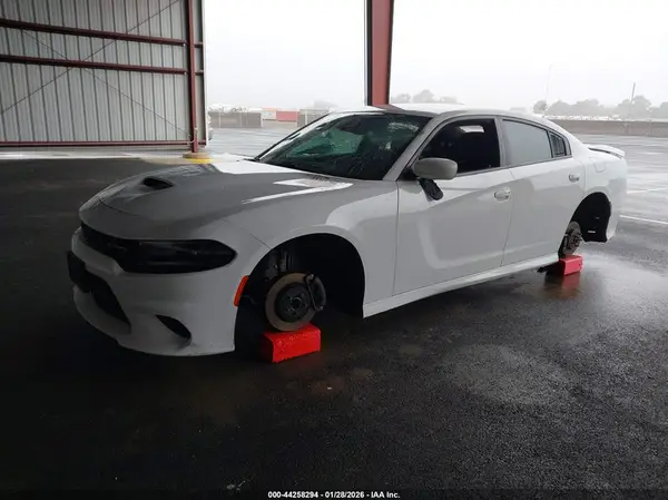 2C3CDXHG6LH167169 2020 DODGE CHARGER - Image 2
