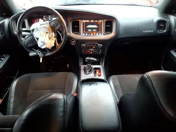 2C3CDXHG6PH563446 2023 DODGE CHARGER - Image 8
