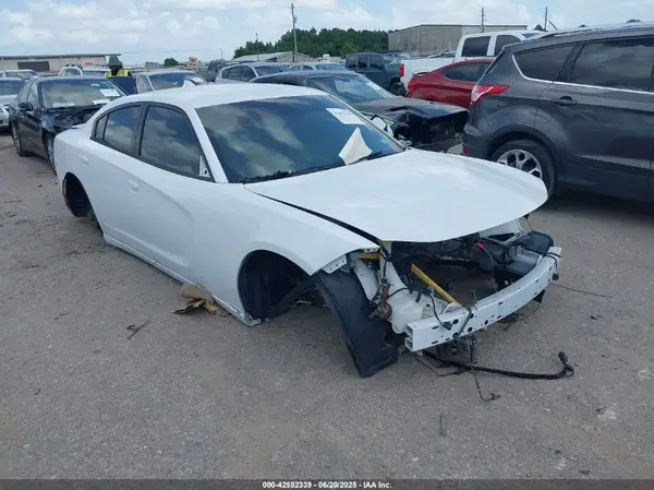 2C3CDXHG7GH154016 2016 DODGE CHARGER - Image 1