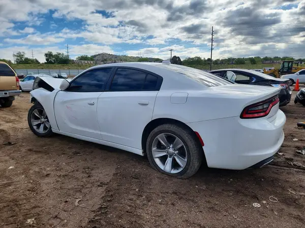 2C3CDXHG7GH187369 2016 DODGE CHARGER - Image 2