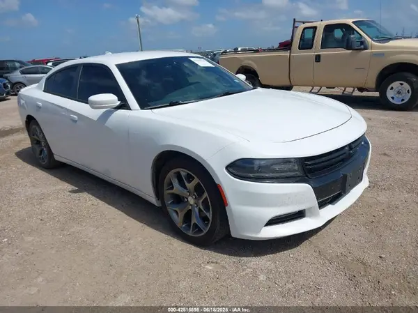 2C3CDXHG7GH205529 2016 DODGE CHARGER - Image 1