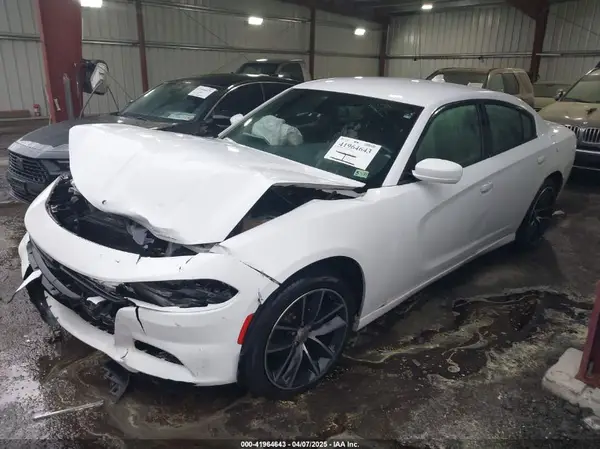 2C3CDXHG7GH237168 2016 DODGE CHARGER - Image 2