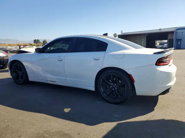 2C3CDXHG7GH246999 2016 DODGE CHARGER - Image 2