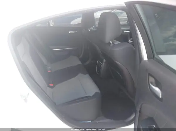 2C3CDXHG7GH285379 2016 DODGE CHARGER - Image 8