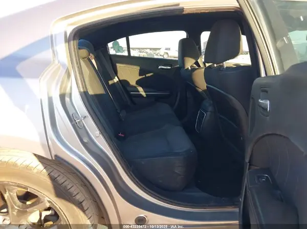 2C3CDXHG7GH285978 2016 DODGE CHARGER - Image 8