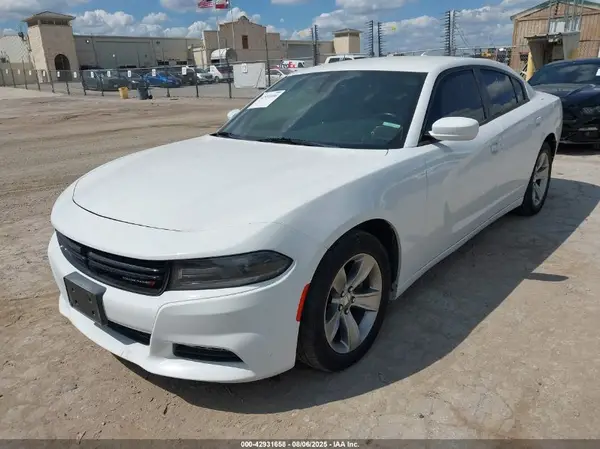 2C3CDXHG7GH286077 2016 DODGE CHARGER - Image 2