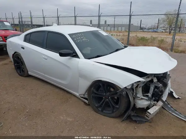 2C3CDXHG7GH307185 2016 DODGE CHARGER - Image 1