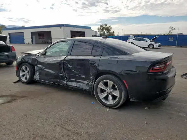 2C3CDXHG7GH318199 2016 DODGE CHARGER - Image 2