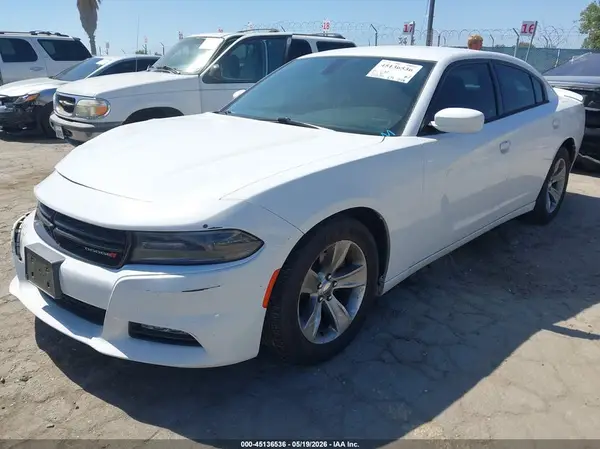 2C3CDXHG7GH339036 2016 DODGE CHARGER - Image 2