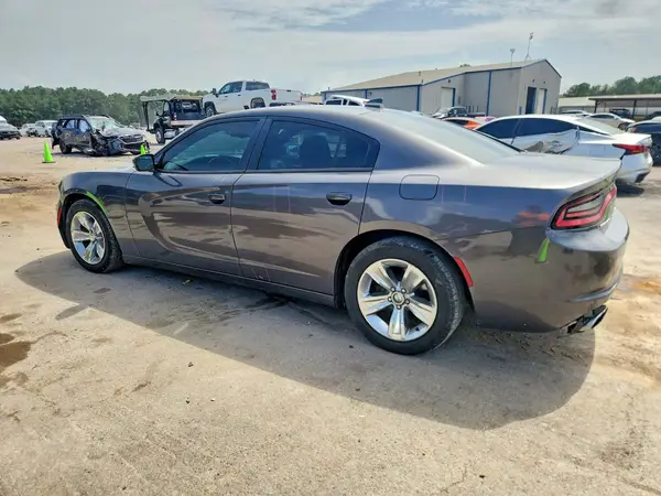2C3CDXHG7GH355611 2016 DODGE CHARGER - Image 2