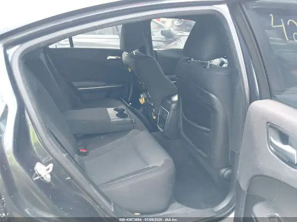 2C3CDXHG7HH563022 2017 DODGE CHARGER - Image 8