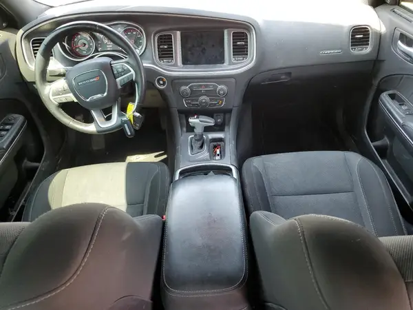 2C3CDXHG7HH583688 2017 DODGE CHARGER - Image 8