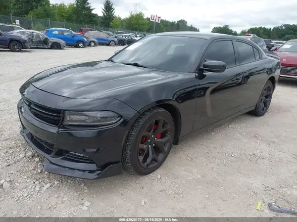 2C3CDXHG7HH667199 2017 DODGE CHARGER - Image 2