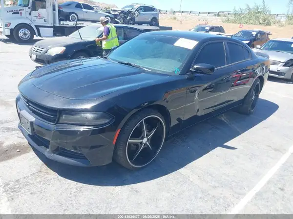 2C3CDXHG7JH114414 2018 DODGE CHARGER - Image 2