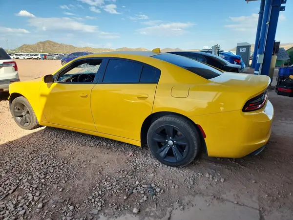 2C3CDXHG7JH155934 2018 DODGE CHARGER - Image 2