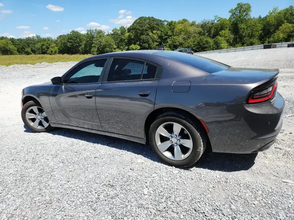 2C3CDXHG7JH162690 2018 DODGE CHARGER - Image 2
