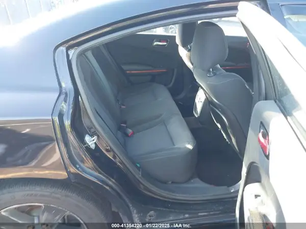 2C3CDXHG7JH166741 2018 DODGE CHARGER - Image 8