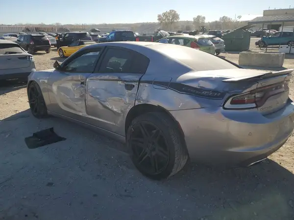 2C3CDXHG7JH176766 2018 DODGE CHARGER - Image 2
