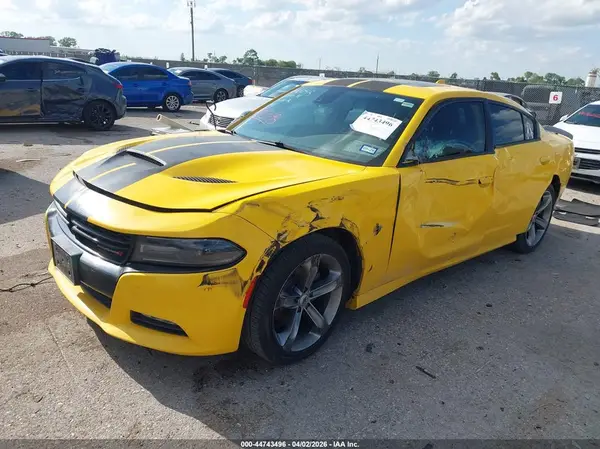 2C3CDXHG7JH187525 2018 DODGE CHARGER - Image 2