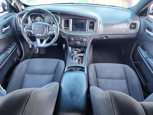 2C3CDXHG7JH200984 2018 DODGE CHARGER - Image 8