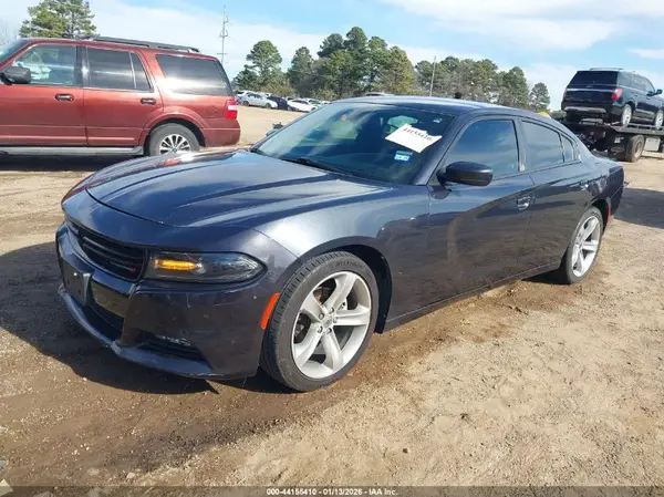 2C3CDXHG7JH312779 2018 DODGE CHARGER - Image 2