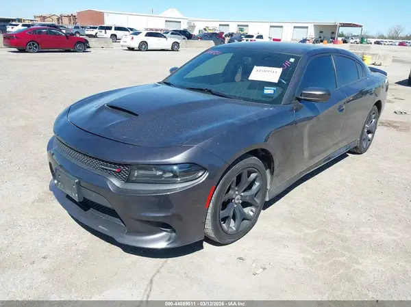 2C3CDXHG7KH535230 2019 DODGE CHARGER - Image 2