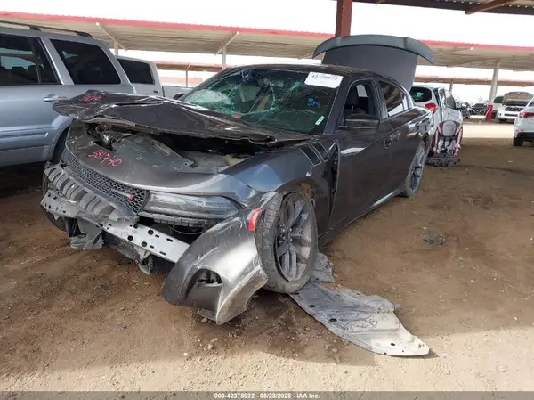 2C3CDXHG7KH581740 2019 DODGE CHARGER - Image 2