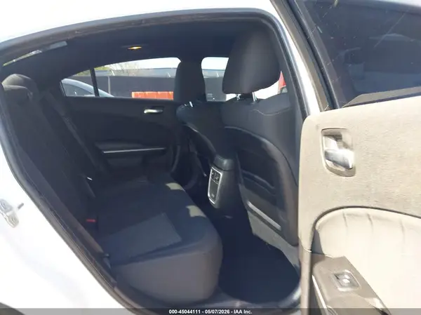 2C3CDXHG7KH585089 2019 DODGE CHARGER - Image 8
