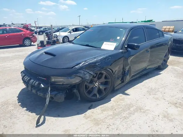 2C3CDXHG7KH597064 2019 DODGE CHARGER - Image 2