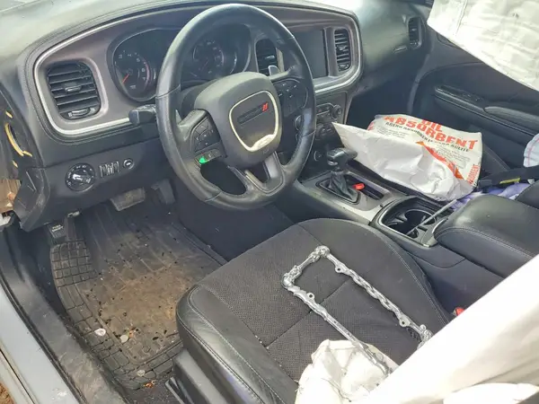2C3CDXHG7KH597565 2019 DODGE CHARGER - Image 8