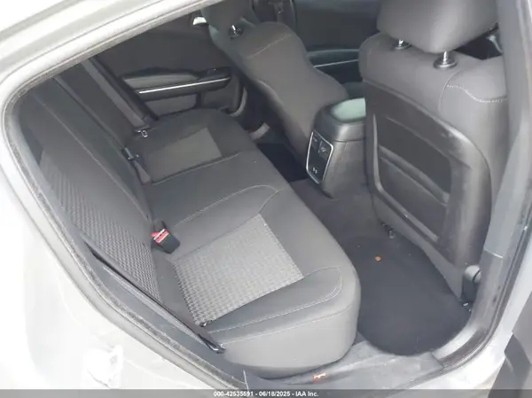 2C3CDXHG7KH598876 2019 DODGE CHARGER - Image 8