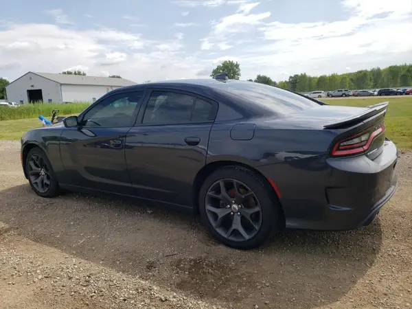 2C3CDXHG7KH630385 2019 DODGE CHARGER - Image 2