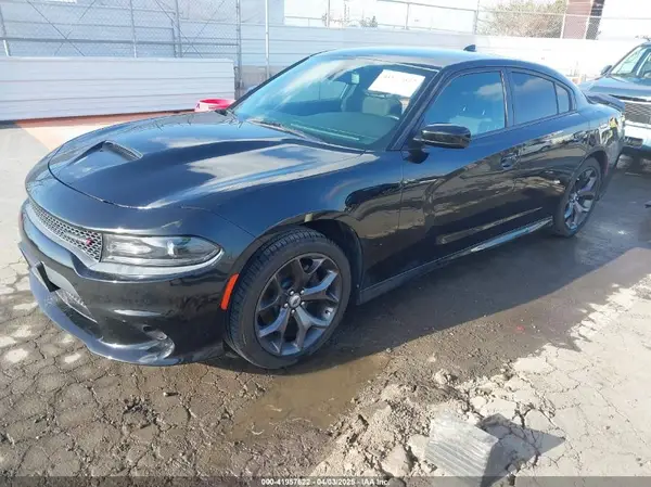 2C3CDXHG7KH671082 2019 DODGE CHARGER - Image 2
