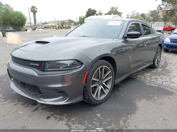 2C3CDXHG7PH515826 2023 DODGE CHARGER - Image 2