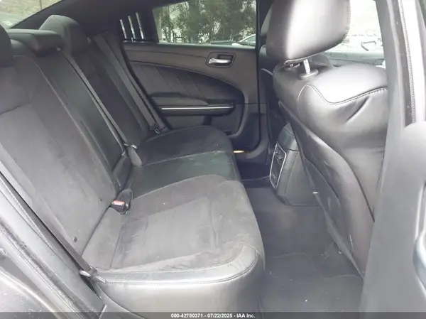 2C3CDXHG7PH515826 2023 DODGE CHARGER - Image 8