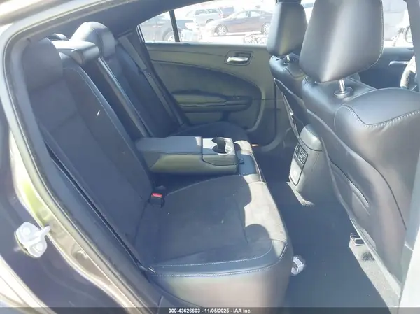 2C3CDXHG7PH522582 2023 DODGE CHARGER - Image 8