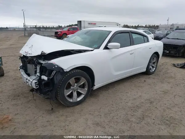 2C3CDXHG8GH104113 2016 DODGE CHARGER - Image 2