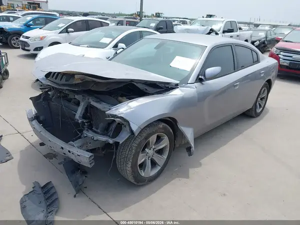 2C3CDXHG8GH129786 2016 DODGE CHARGER - Image 2