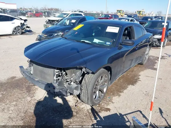 2C3CDXHG8GH133384 2016 DODGE CHARGER - Image 2