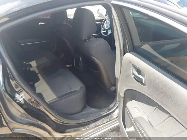 2C3CDXHG8GH138973 2016 DODGE CHARGER - Image 8