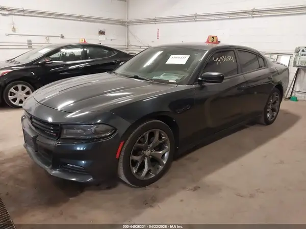 2C3CDXHG8GH166756 2016 DODGE CHARGER - Image 2