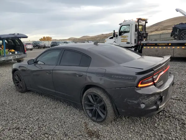 2C3CDXHG8GH187333 2016 DODGE CHARGER - Image 2