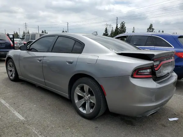 2C3CDXHG8GH203126 2016 DODGE CHARGER - Image 2