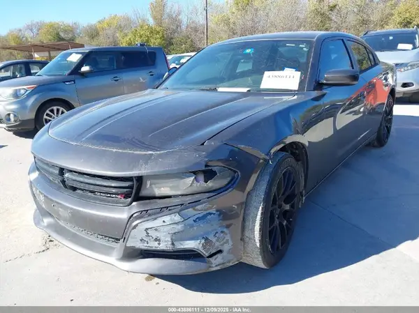 2C3CDXHG8GH214742 2016 DODGE CHARGER - Image 2