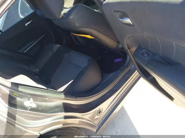 2C3CDXHG8GH214742 2016 DODGE CHARGER - Image 8