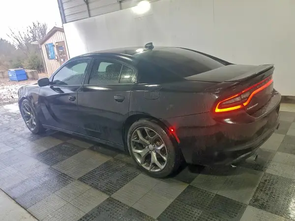 2C3CDXHG8GH241844 2016 DODGE CHARGER - Image 2