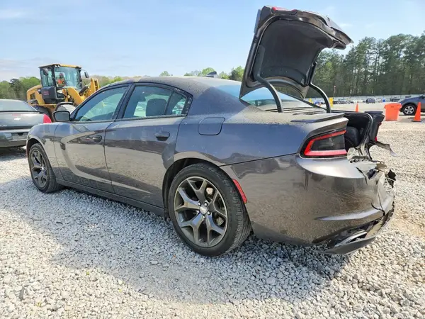 2C3CDXHG8GH241990 2016 DODGE CHARGER - Image 2