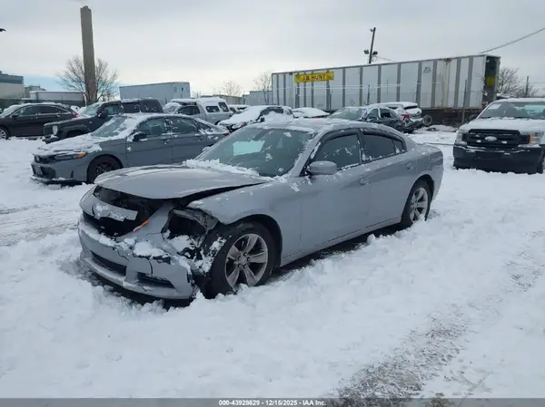 2C3CDXHG8GH355195 2016 DODGE CHARGER - Image 2